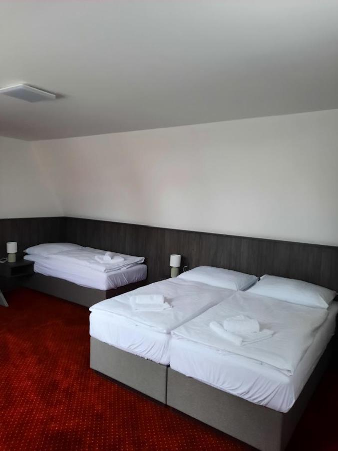 Hotel Orka Moravská Třebová Bagian luar foto