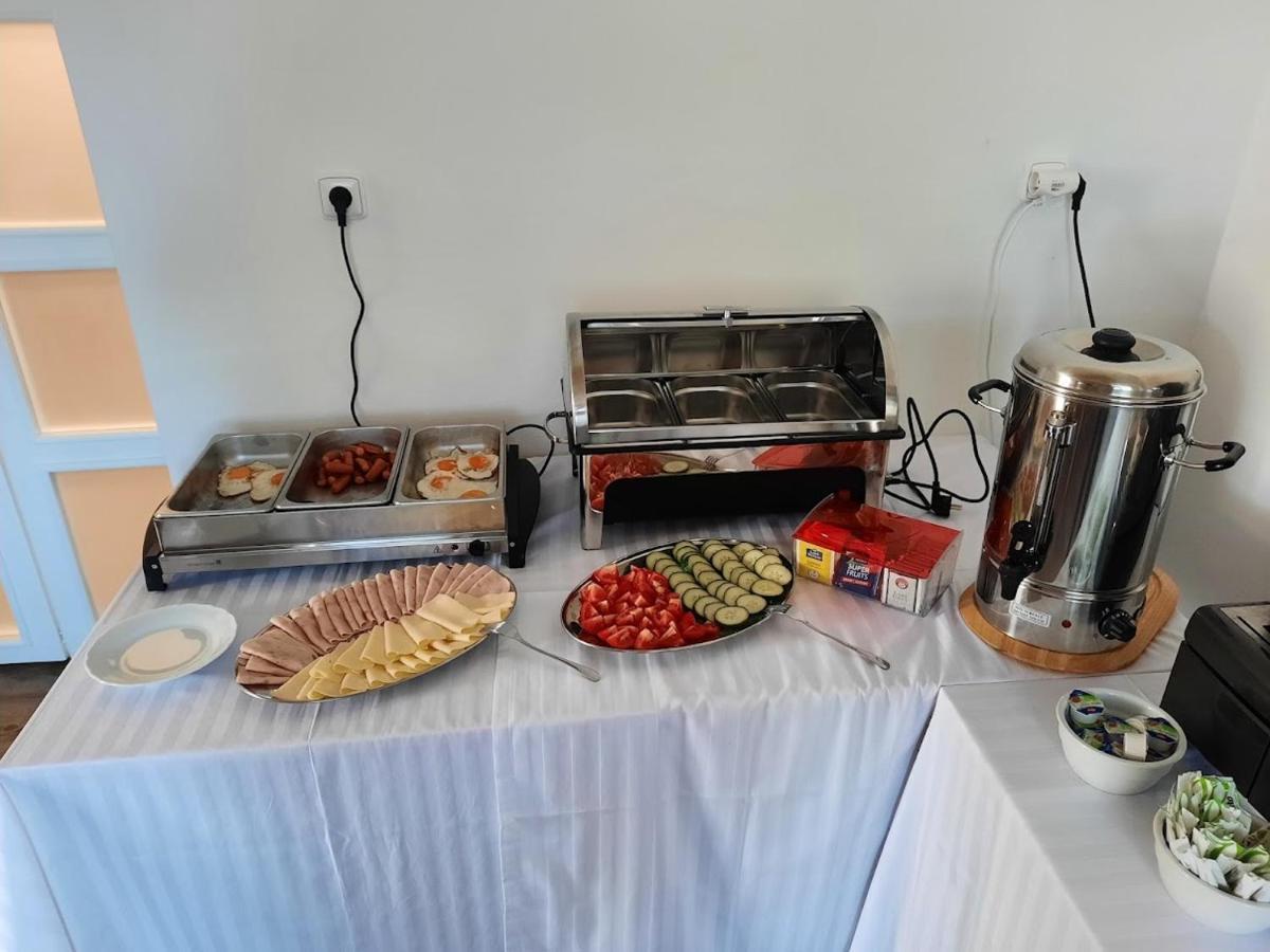 Hotel Orka Moravská Třebová Bagian luar foto